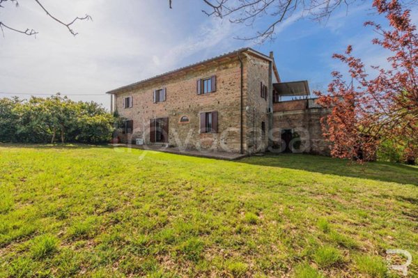 casa indipendente in vendita a Borgo San Lorenzo