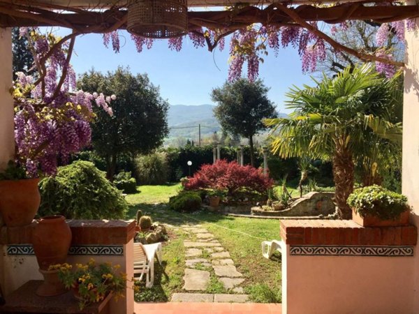 appartamento in vendita a Borgo San Lorenzo in zona Rabatta