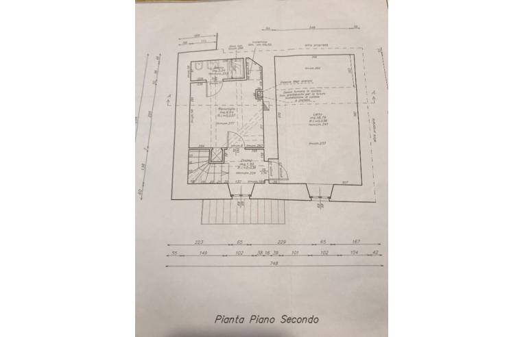 casa indipendente in vendita a Borgo San Lorenzo in zona Casaglia