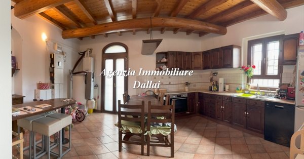 quadrivano in vendita a Borgo San Lorenzo