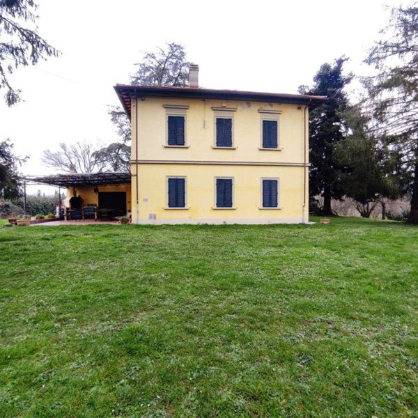 casa indipendente in vendita a Borgo San Lorenzo in zona Panicaglia