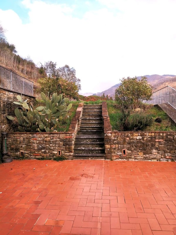 casa indipendente in vendita a Borgo San Lorenzo