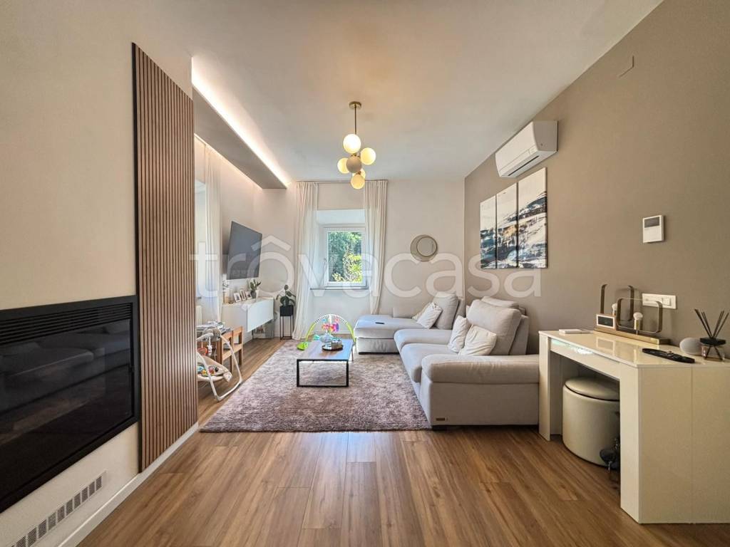 appartamento in vendita a Borgo San Lorenzo in zona Polcanto