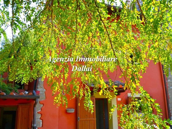 casa semindipendente in vendita a Borgo San Lorenzo in zona Grezzano