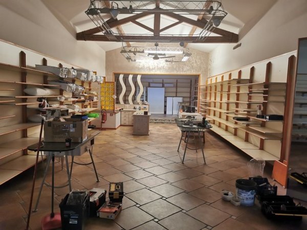 negozio in vendita a Borgo San Lorenzo