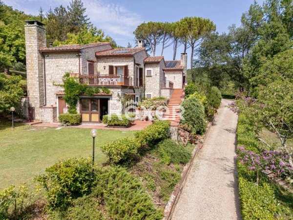 casa indipendente in vendita a Borgo San Lorenzo