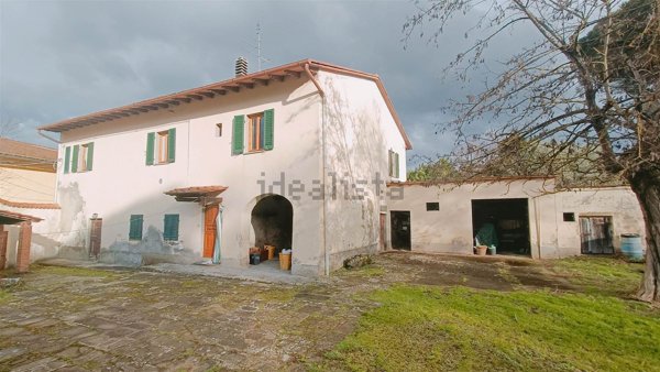 appartamento in vendita a Borgo San Lorenzo in zona Panicaglia