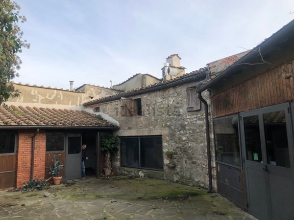 casale in vendita a Borgo San Lorenzo