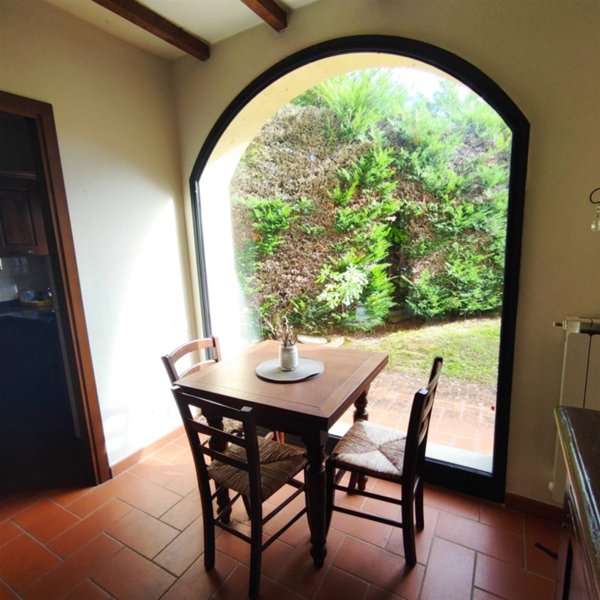 casa indipendente in vendita a Borgo San Lorenzo in zona Rabatta