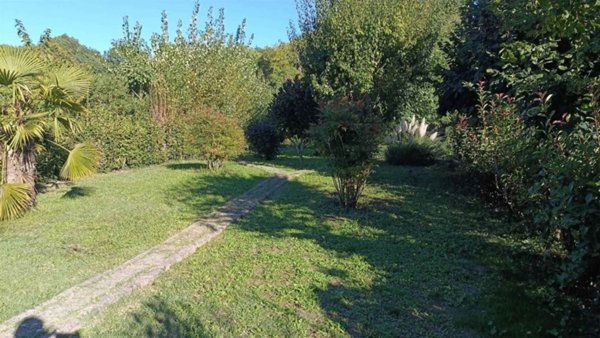 casa indipendente in vendita a Borgo San Lorenzo in zona Ronta