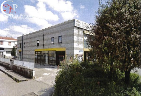 locale commerciale in vendita a Borgo San Lorenzo