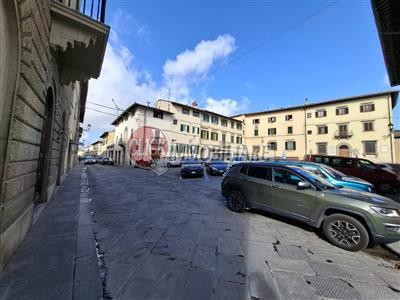 locale commerciale in vendita a Borgo San Lorenzo