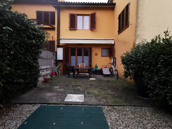 casa indipendente in vendita a Calenzano