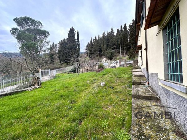 casa indipendente in vendita a Calenzano in zona Croci di Calenzano
