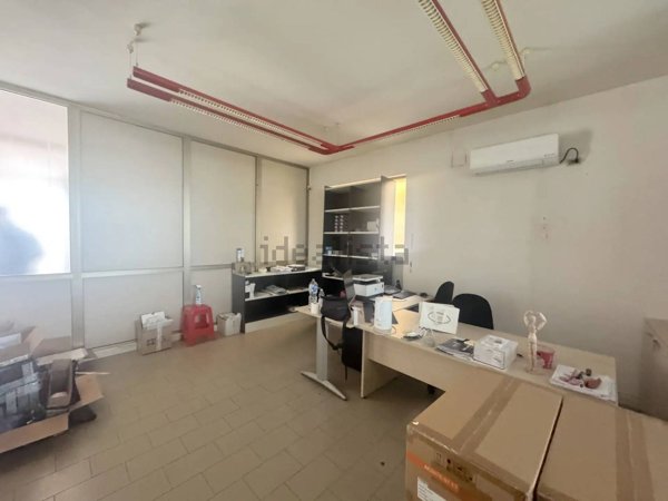 casa semindipendente in vendita a Calenzano