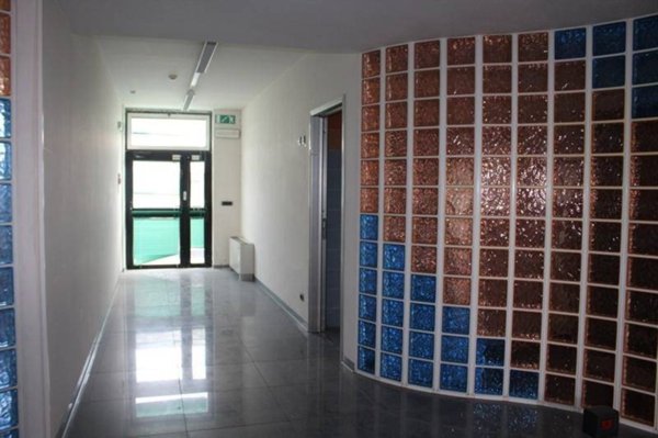 ufficio in vendita a Calenzano