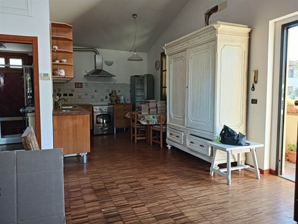 casa indipendente in vendita a Calenzano in zona Settimello