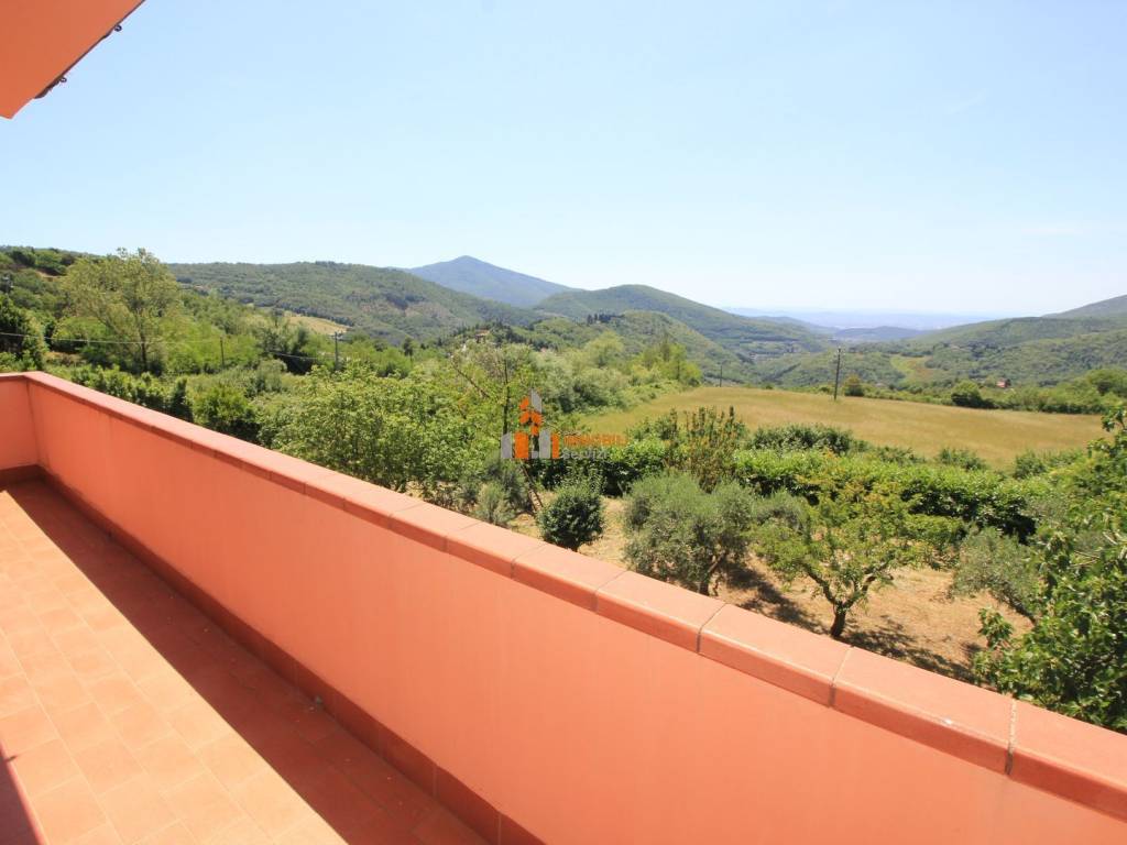 casa indipendente in vendita a Calenzano in zona Croci di Calenzano