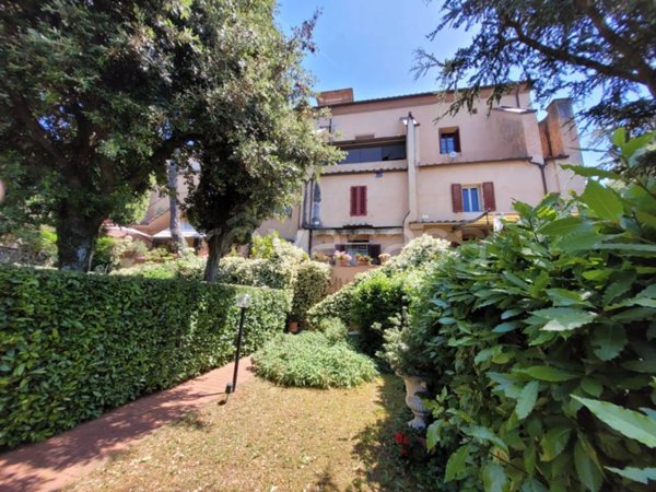 appartamento in vendita a Calenzano in zona Settimello