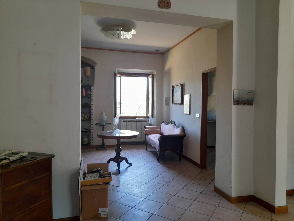 casa indipendente in vendita a Calenzano