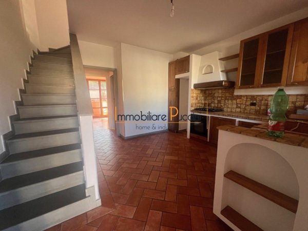 casa indipendente in vendita a Calenzano in zona Carraia