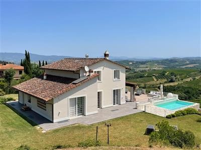 casa indipendente in vendita a Calenzano
