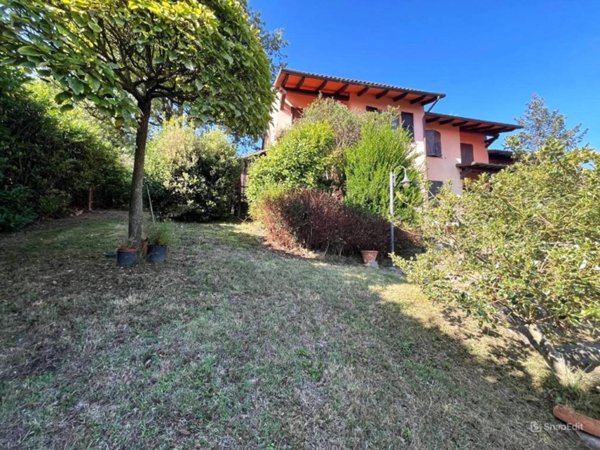 casa indipendente in vendita a Calenzano
