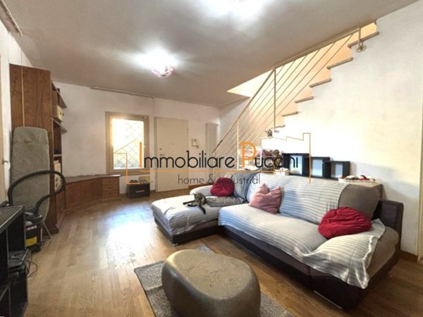 casa indipendente in vendita a Calenzano in zona Travalle