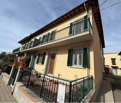 casa indipendente in vendita a Calenzano