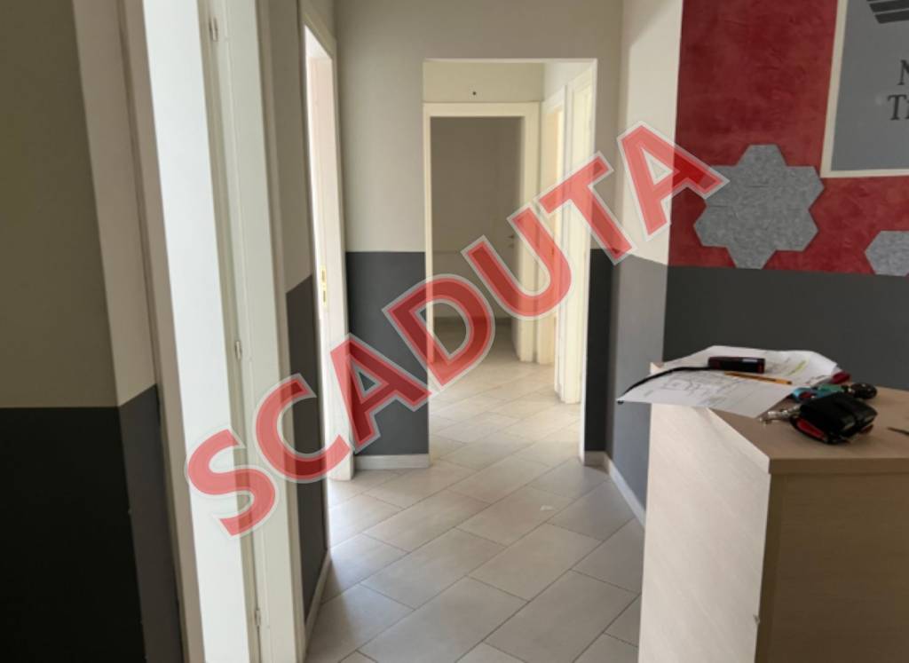 ufficio in vendita a Calenzano