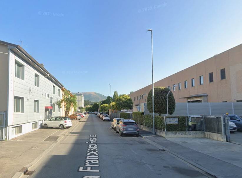 ufficio in vendita a Calenzano