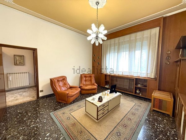 casa indipendente in vendita a Calenzano in zona Ponte alla Marina