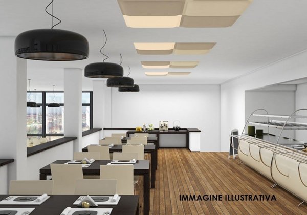 locale commerciale in vendita a Calenzano