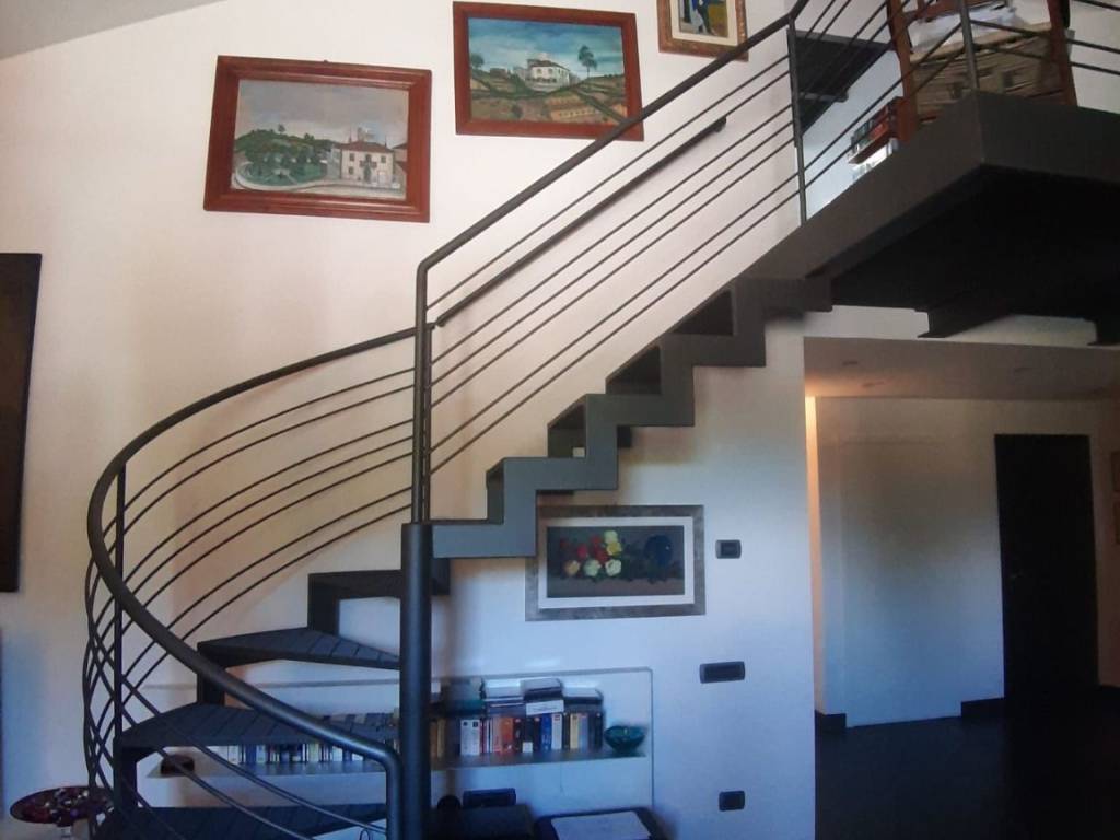 appartamento in vendita a Calenzano in zona Croci di Calenzano