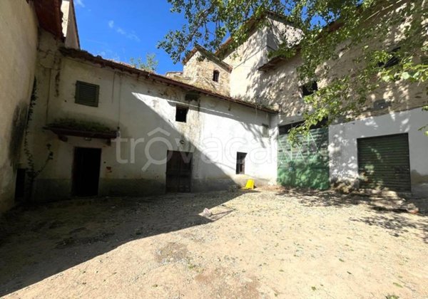 casa indipendente in vendita a Calenzano in zona Baroncoli