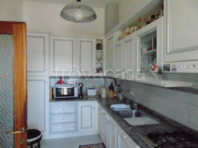 casa indipendente in vendita a Calenzano