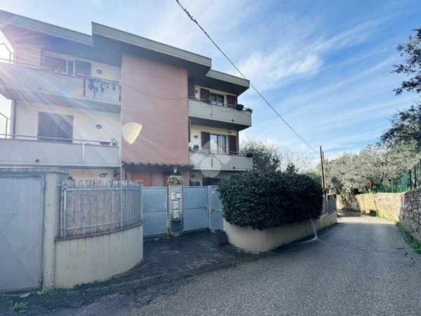 appartamento in vendita a Calenzano in zona Settimello