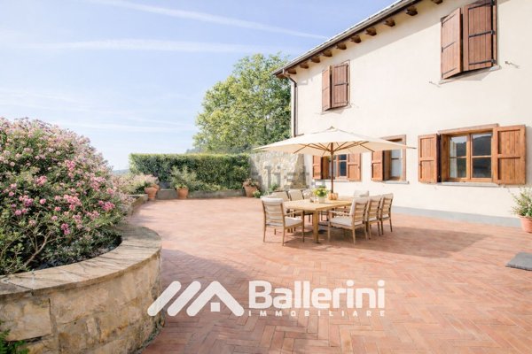 casale in vendita a Calenzano