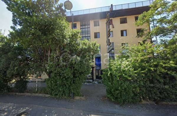 negozio in vendita a Calenzano