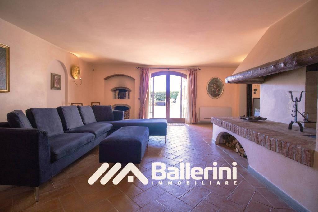 casa indipendente in vendita a Calenzano in zona Legri