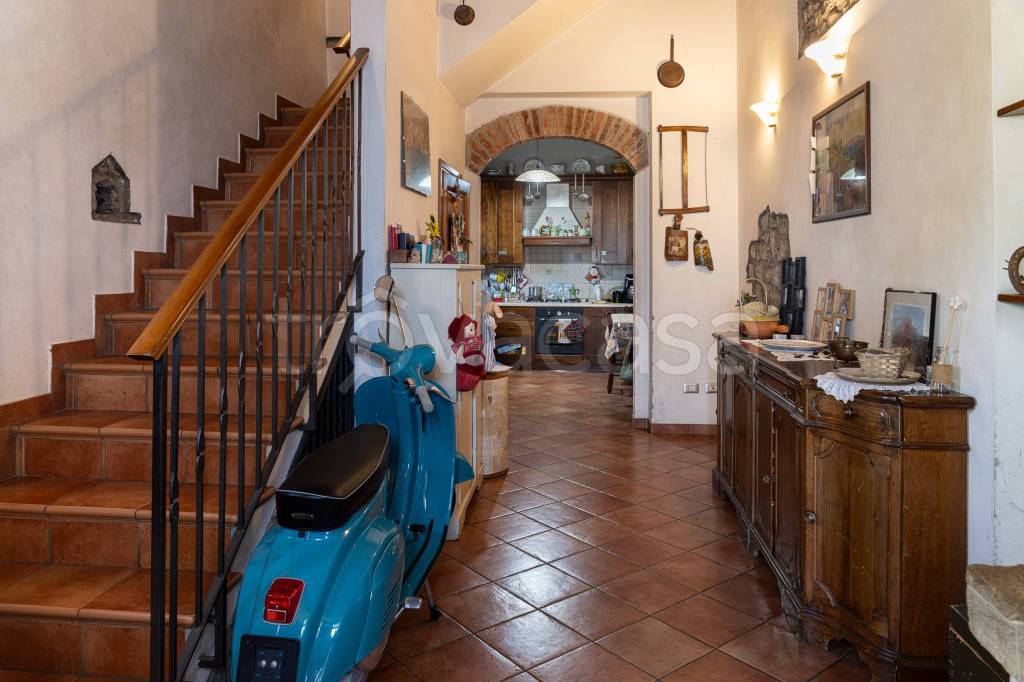 casa indipendente in vendita a Calenzano