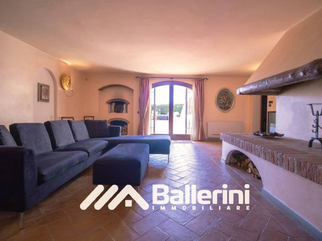 casa indipendente in vendita a Calenzano in zona Legri