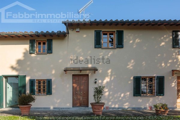 casale in vendita a Calenzano