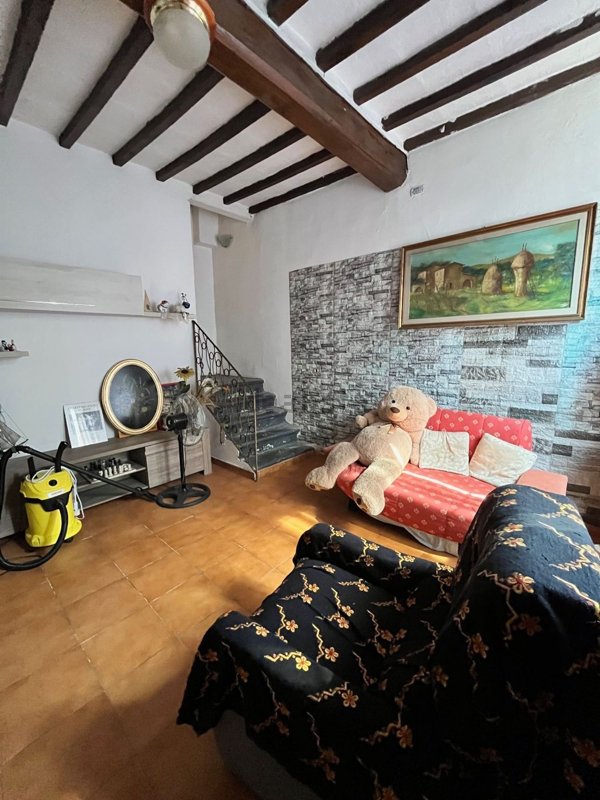 casa indipendente in vendita a Calenzano in zona Settimello