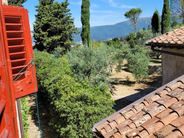 appartamento in vendita a Calenzano in zona Settimello