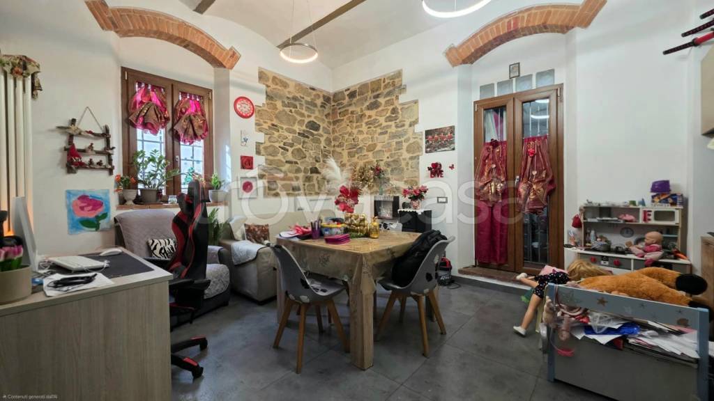 casa indipendente in vendita a Calenzano in zona Legri