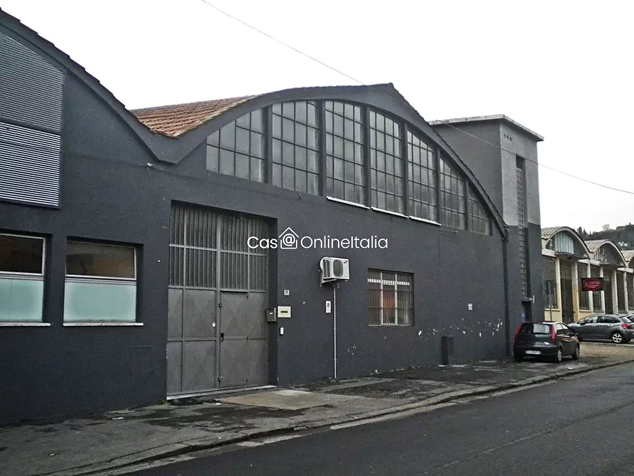 capannone in vendita a Calenzano