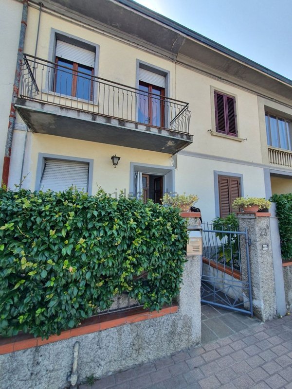 casa indipendente in vendita a Calenzano in zona Ponte alla Marina