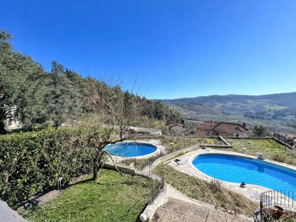 casa indipendente in vendita a Calenzano in zona Croci di Calenzano