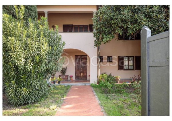 casa indipendente in vendita a Calenzano in zona San Donato